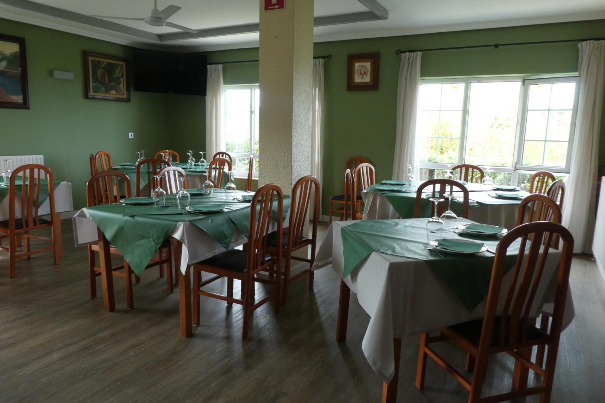 Hotel Restaurante El Fornon Novellana Zewnętrze zdjęcie